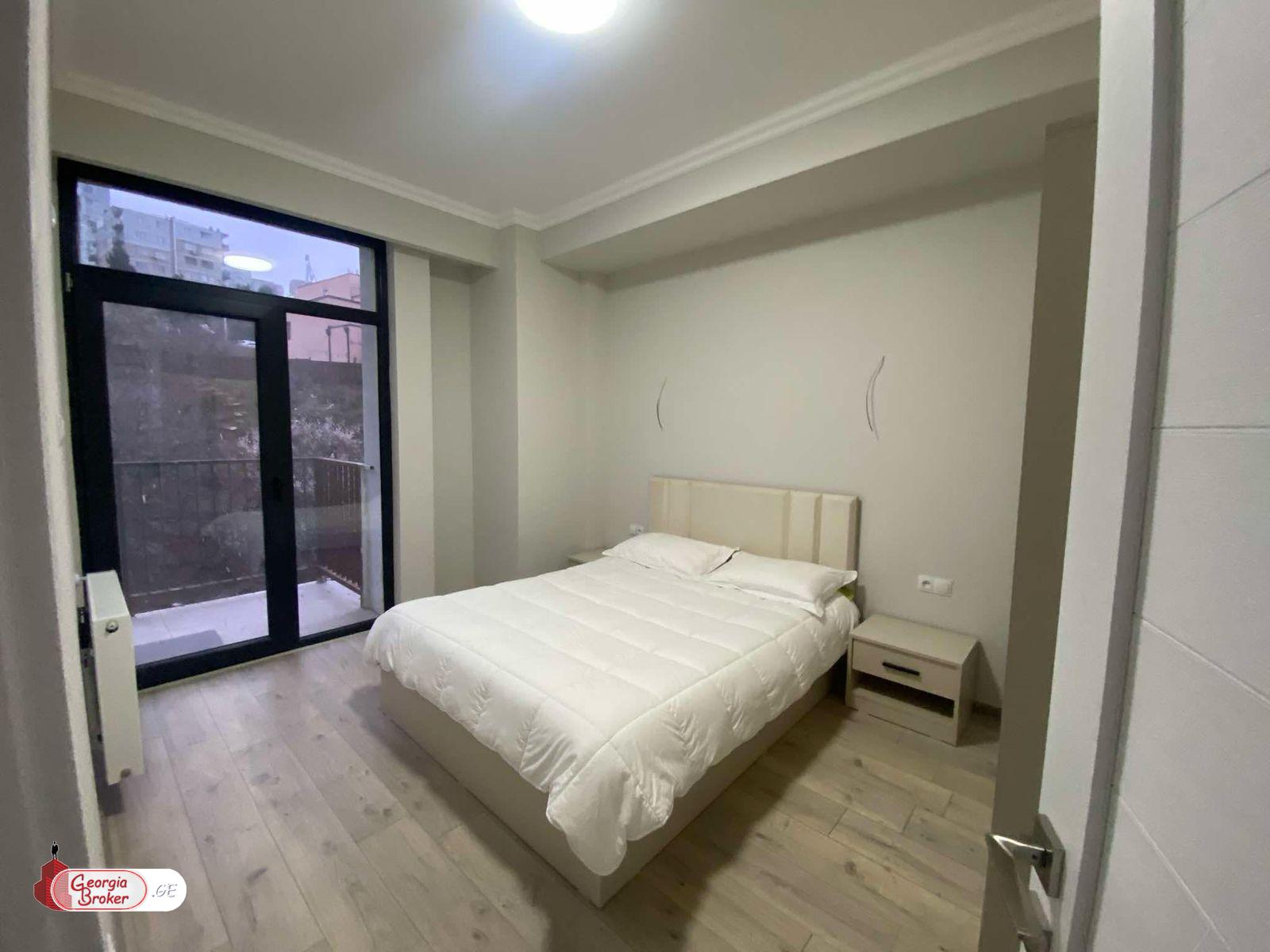 nearly repaired 2-room apartment for sale